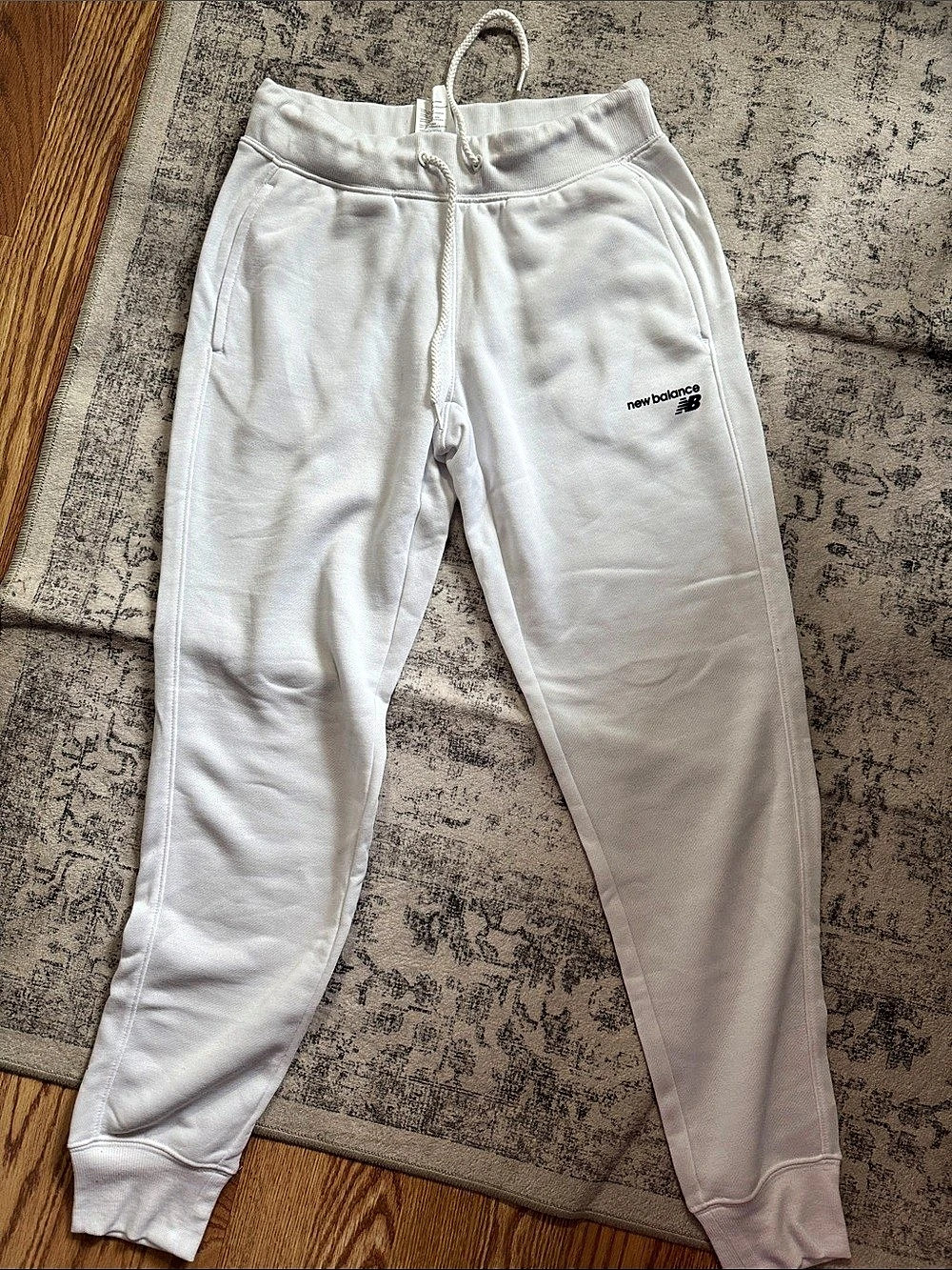 New Balance Essentials Fleece Sweatpants White Small